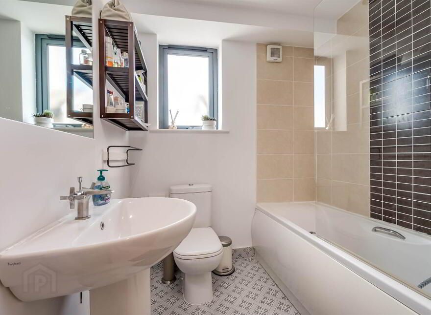 Apt 120 Victoria Place, 20 Wellwood Street, Belfast, BT12 5GF