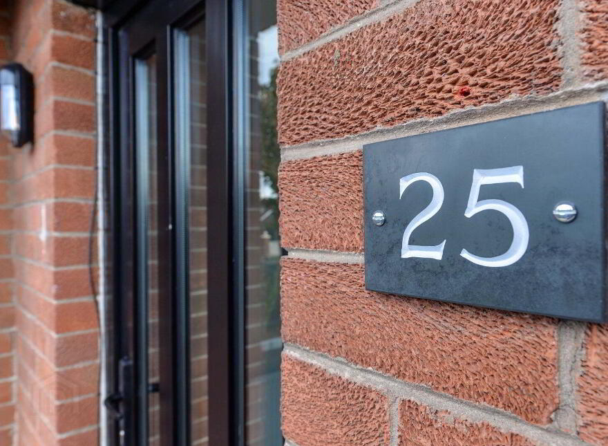25 Moyne Park, Gilnahirk, Belfast, BT5 7QT