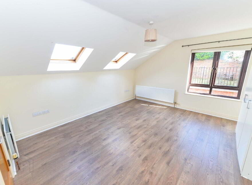 34 Knightsbridge Park, Belfast, BT9 5EH