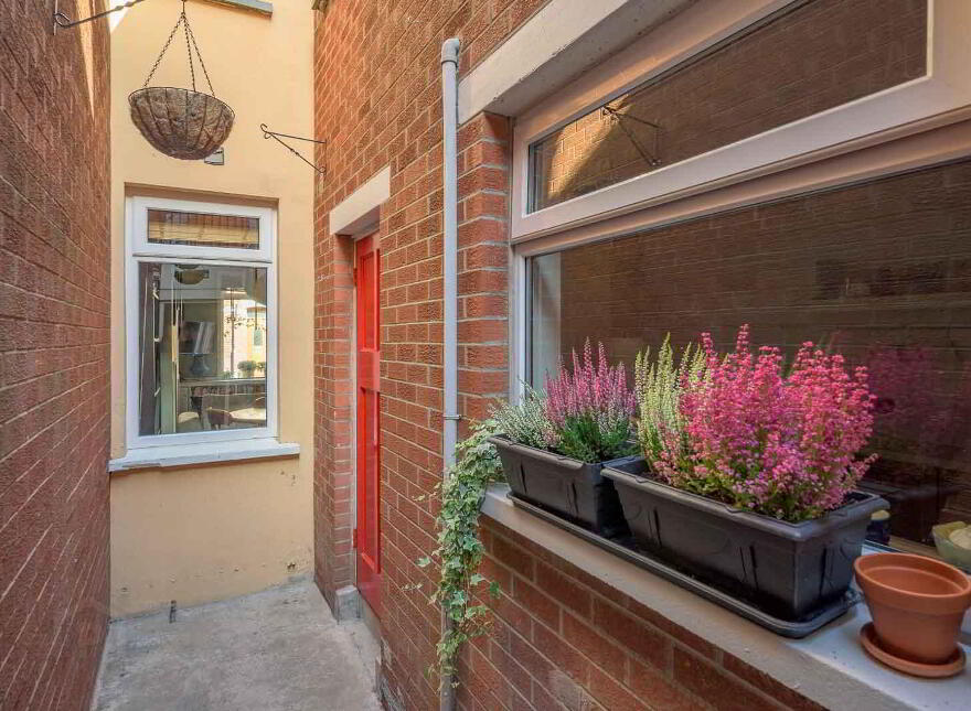 21 Rosebery Street, Belfast, BT5 5BU