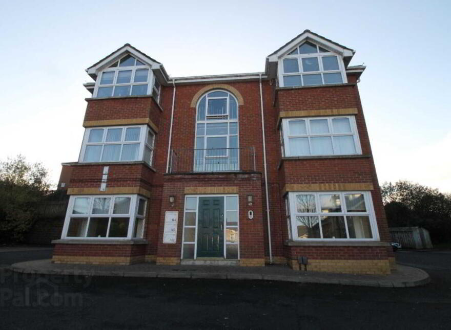 102 Ardgrange, Londonderry, BT48 0SG photo