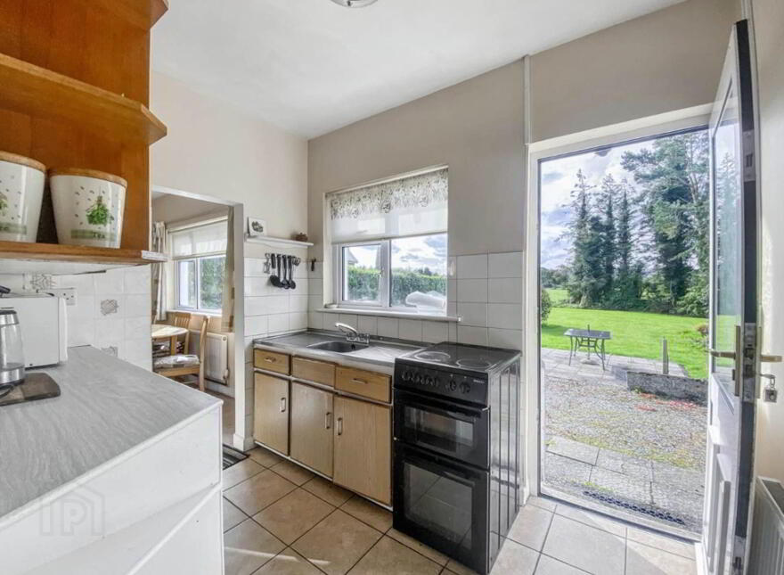 Abbeyville, Belleen, Nenagh, E45X995