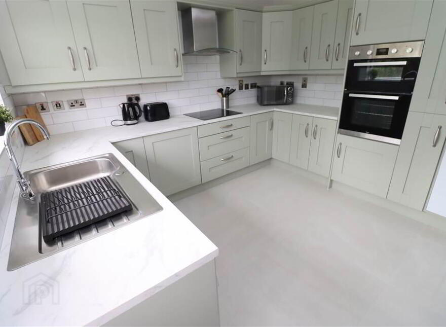 16 Ballyrogan Road, Newtownards, BT23 4ST
