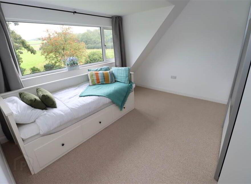 16 Ballyrogan Road, Newtownards, BT23 4ST