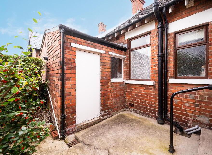 6 Belvedere Park, Belfast, BT9 5GS