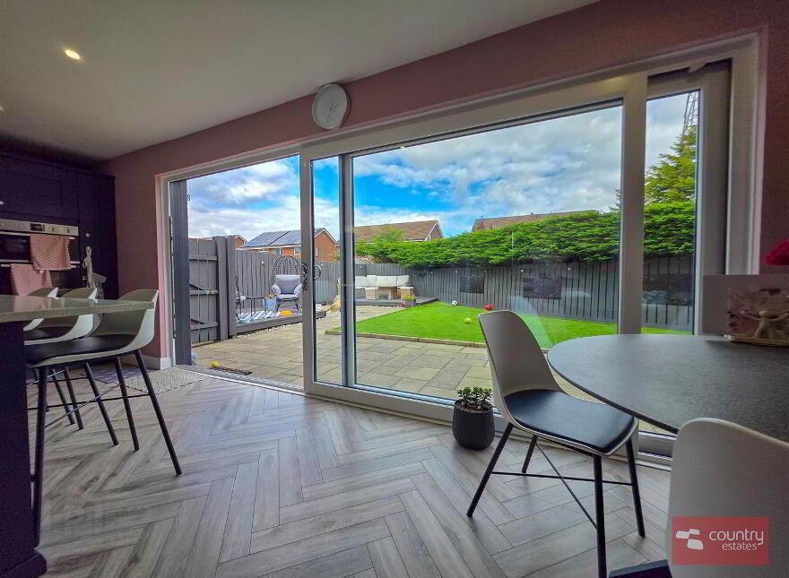 10 Dorchester Drive, Newtownabbey, BT36 5GB