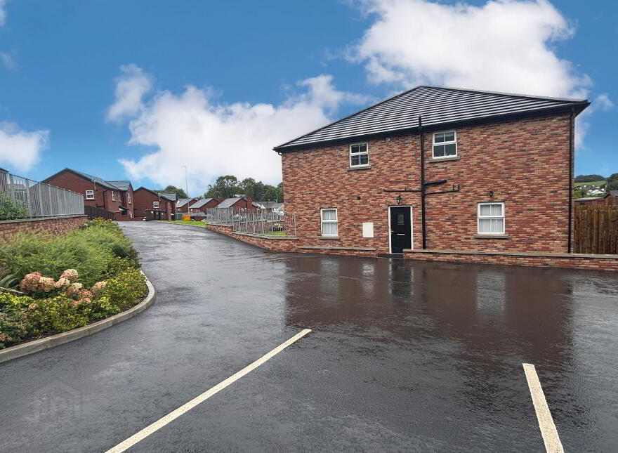 9a Carnwood, Carniny Road, Ballymena, BT43 5PZ photo