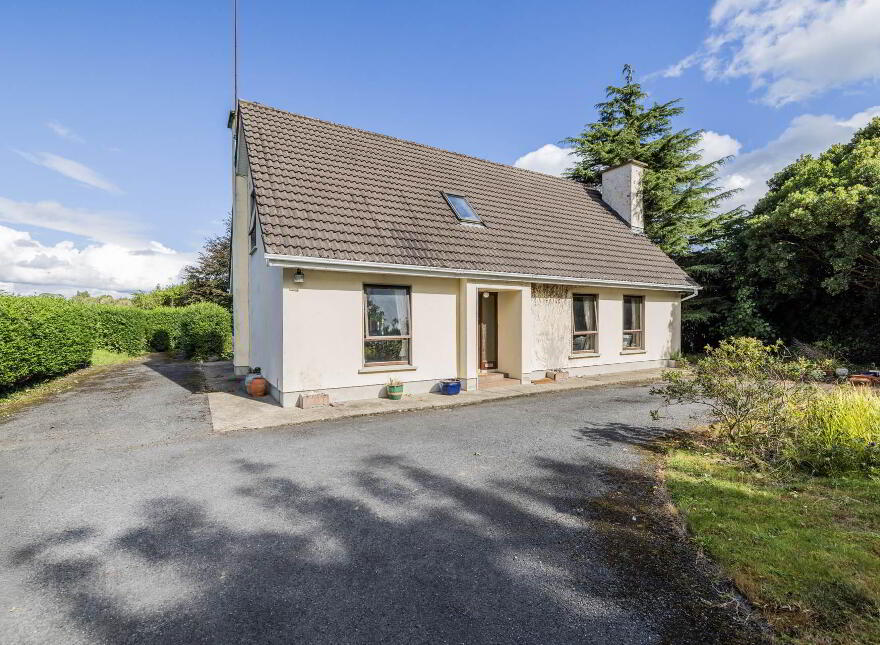 Rerrin, Tobersool Lane, Balbriggan, K32D504 photo