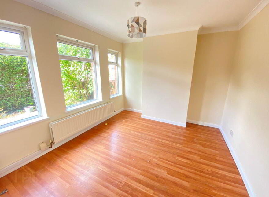 51 Stirling Avenue, Belfast, BT6 9LQ