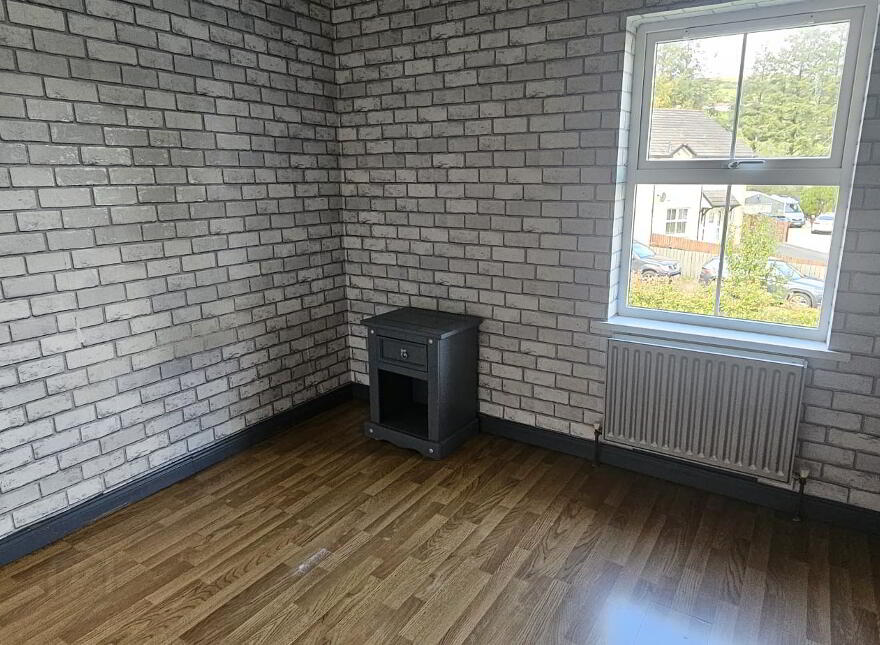 17 Killins Wood Avenue, Mountfield, Omagh, BT79 7UT