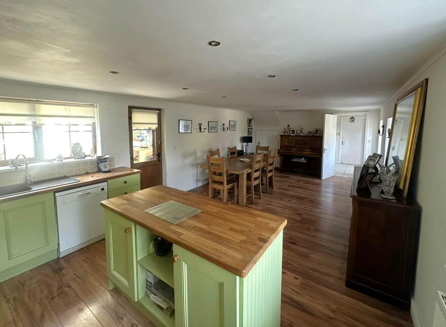 Myrtle Cottage, Drimoleague, P47XH76