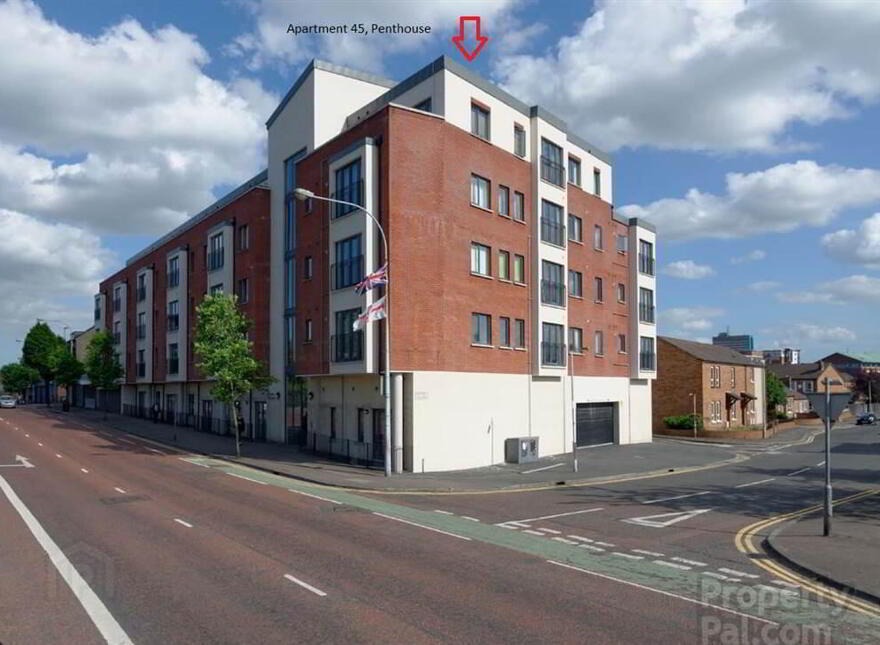 9 Brown Square, Belfast, BT13 2BW photo