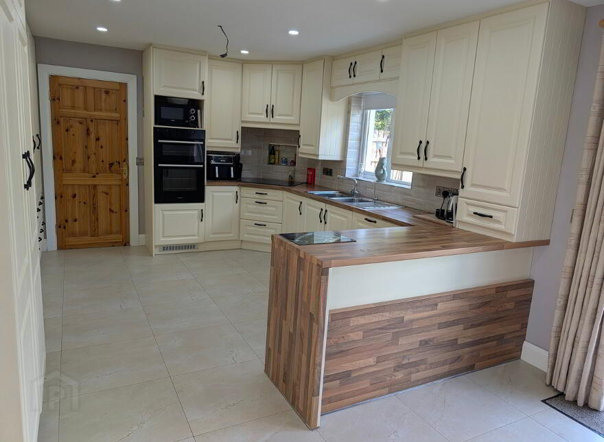 1 Cluain Alainn, Carrigallen, H12KP57