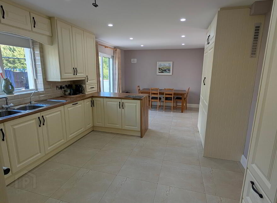 1 Cluain Alainn, Carrigallen, H12KP57