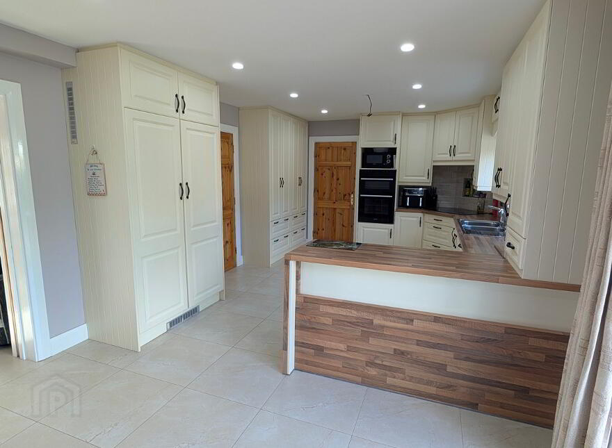 1 Cluain Alainn, Carrigallen, H12KP57