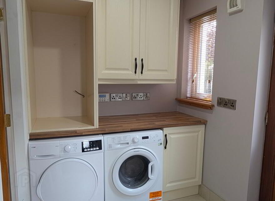 1 Cluain Alainn, Carrigallen, H12KP57