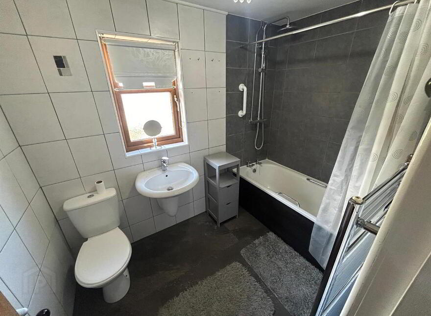 40 Rossnareen Avenue, Belfast, BT11 8LP
