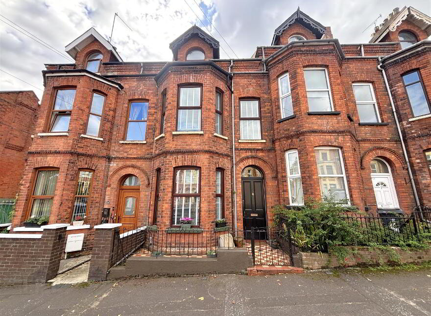 10 Jubilee Avenue, Belfast, BT15 3BX photo