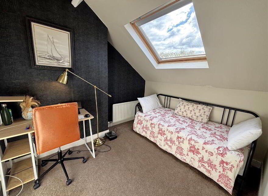 10 Jubilee Avenue, Belfast, BT15 3BX