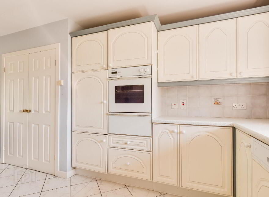 9 Lackaboy Park, Enniskillen, BT74 4DZ