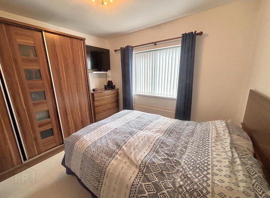142 West Circular Road, Belfast, BT13 3QJ