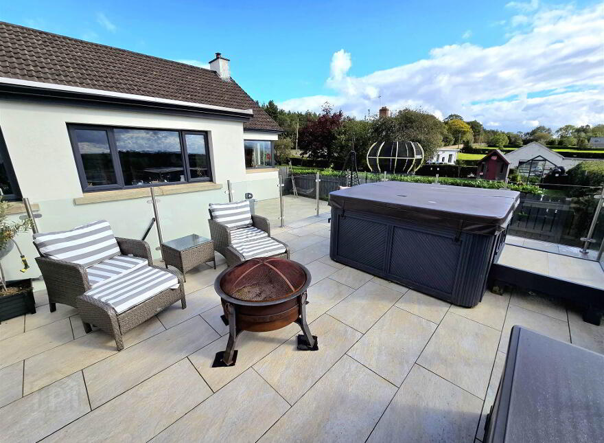 74 Dromara Road, Hillsborough, BT26 6PE