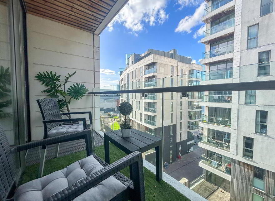 Apartment 5.35 The Arc 2e Queens Road, Belfast, BT3 9FE