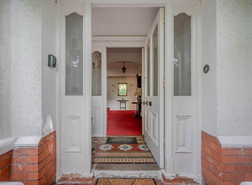 22 Myrtlefield Park, Belfast, BT9 6NE