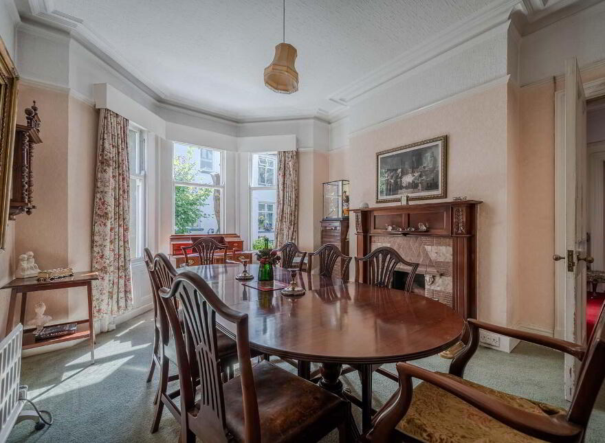 22 Myrtlefield Park, Belfast, BT9 6NE