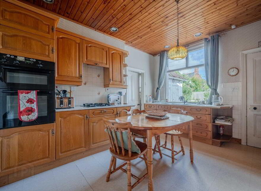 22 Myrtlefield Park, Belfast, BT9 6NE