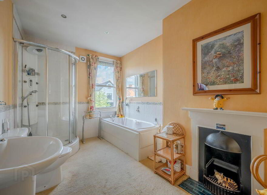 22 Myrtlefield Park, Belfast, BT9 6NE