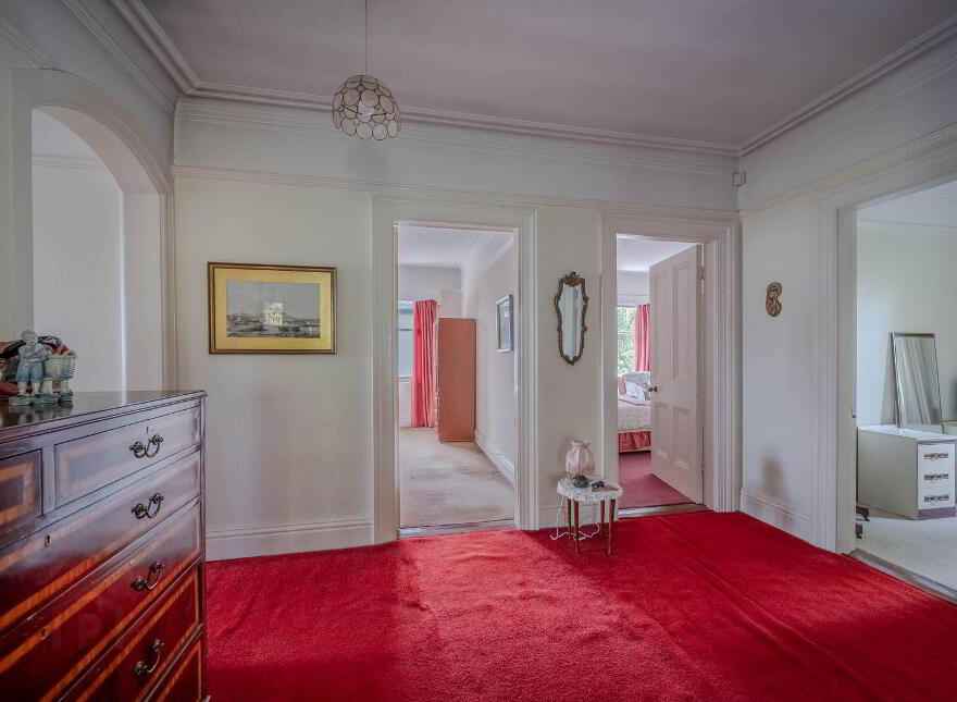22 Myrtlefield Park, Belfast, BT9 6NE