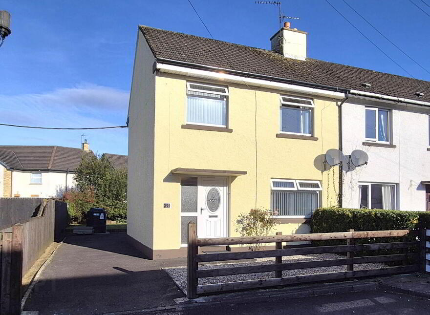 34 Enagh Crescent, Londonderry, BT47 6UG photo