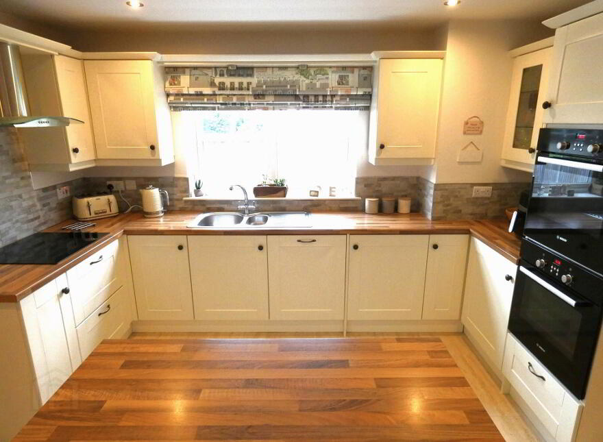 37 Ballycregagh Road, Cloughmills, Ballymoney, Ballymena, BT44 9NP