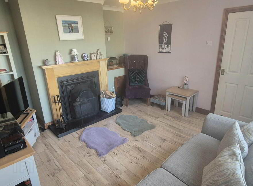 9 Hayfield Park, Newbuildings, Londonderry, BT47 2PY