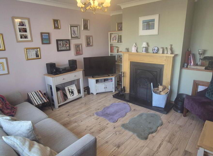 9 Hayfield Park, Newbuildings, Londonderry, BT47 2PY