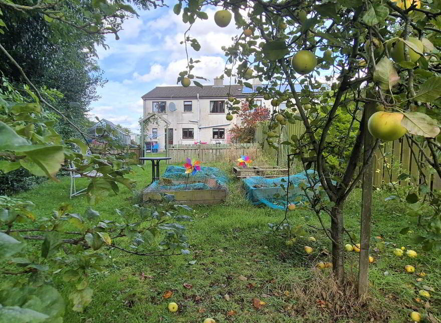 9 Hayfield Park, Newbuildings, Londonderry, BT47 2PY