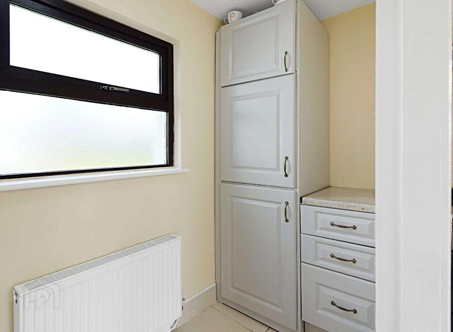 Coole, Kilmainhamwood, Kells, A82V526