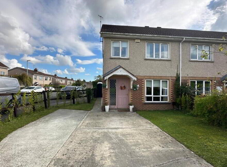 31 Cedarfield Close, Drogheda, A92E37P photo