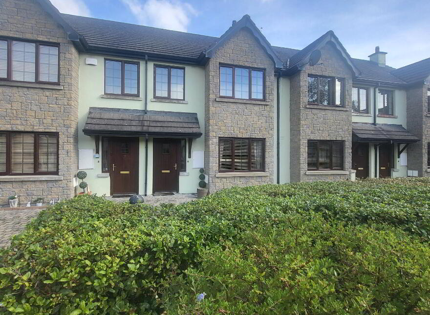 6 Crofton Court, Lough Rinn, Mohill, N41F659