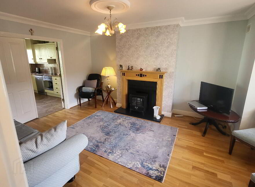 6 Crofton Court, Lough Rinn, Mohill, N41F659