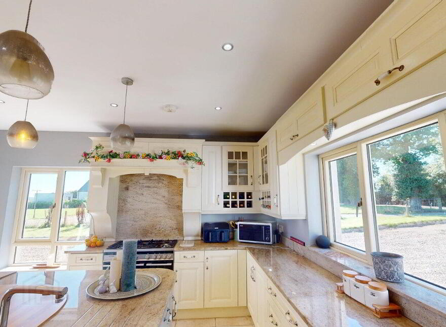 Ballinastraw, Glenbrien, Y21H9N1