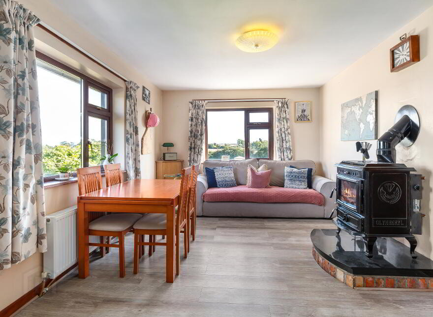 Detached Residence, Yard, C.9 Acres At, Mullagha, Slane, C15FA07