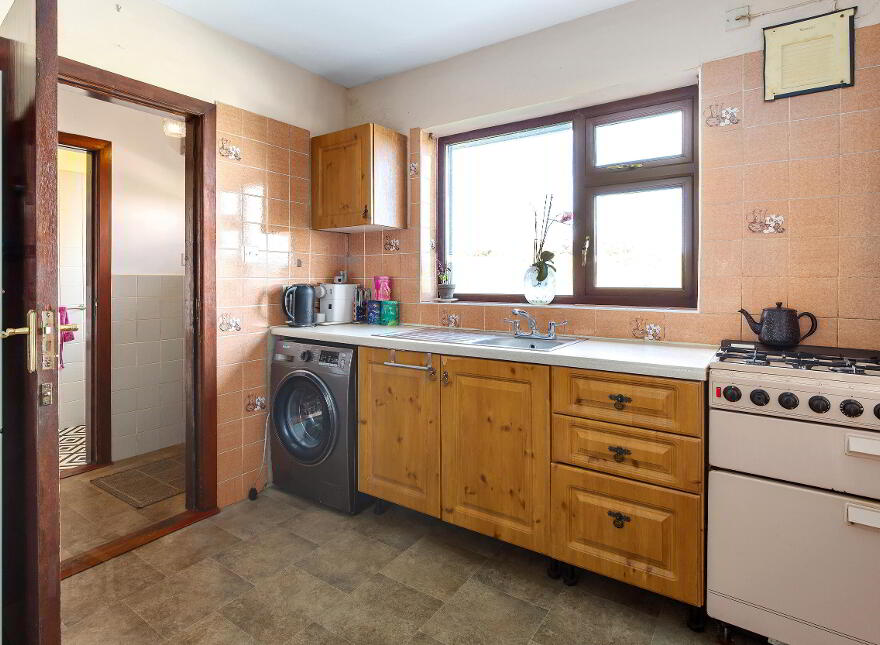 Detached Residence, Yard, C.9 Acres At, Mullagha, Slane, C15FA07