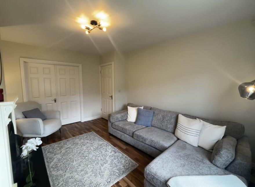 42 Cluain Dubh, Father Russell Road