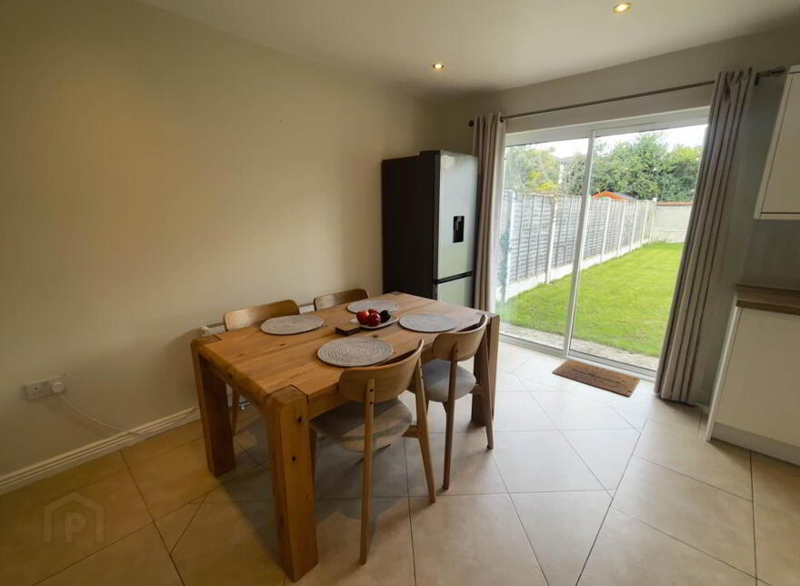 42 Cluain Dubh, Father Russell Road