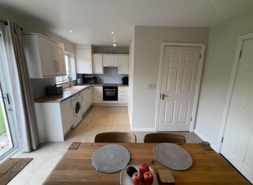 42 Cluain Dubh, Father Russell Road