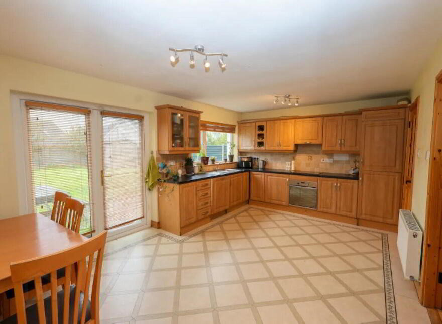 13 Lir Park, Castlepollard, N91W6Y2