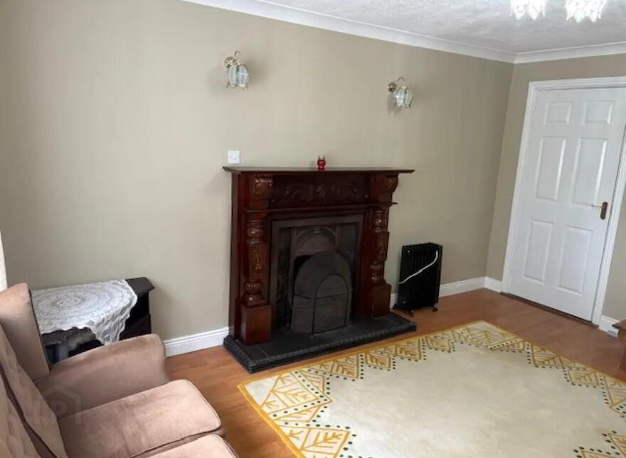 58 Blundell Wood, Edenderry, R45YR61