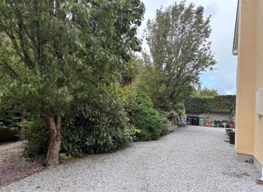58 Blundell Wood, Edenderry, R45YR61